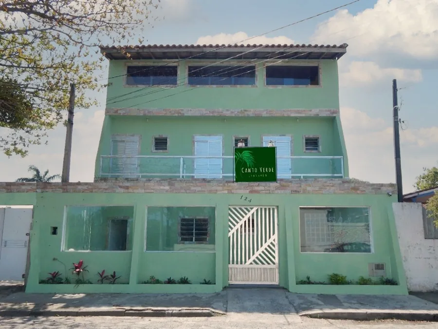 Fachada da Pousada Canto Verde